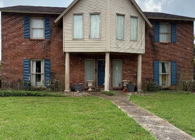 Property at 7260 Rolling Hills Blvd, Montgomery, AL 36116, 4 beds, 3 baths