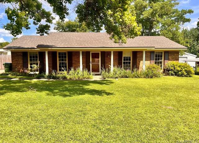 Property at 1837 Gatewood Dr, Montgomery, AL 36106, 4 beds, 3 baths