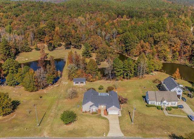 Property at 270 Southern Lakes Dr, Ashville, AL 35953, 4 beds, 2.5 baths