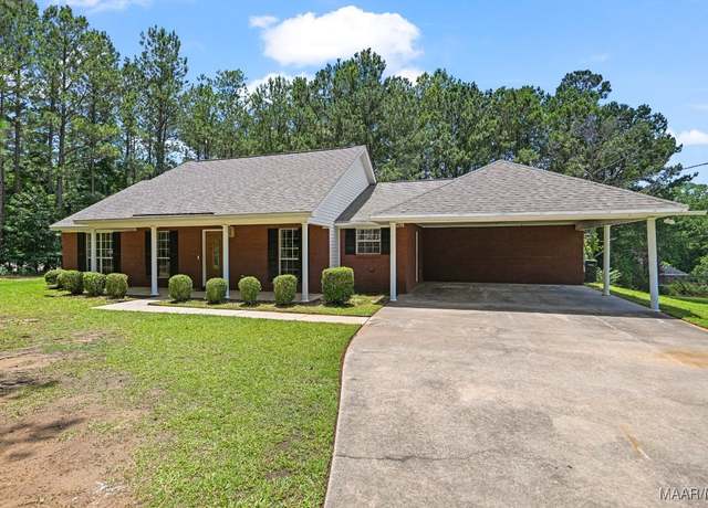 Property at 25 Sandy Springs Dr, Wetumpka, AL 36092, 3 beds, 2 baths