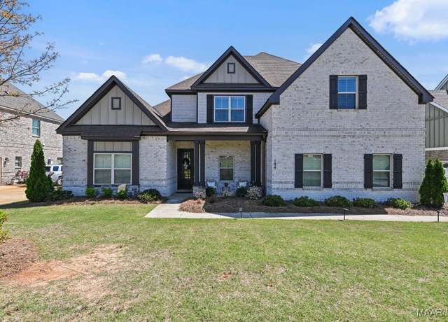 Property at 184 Houston St, Prattville, AL 36066, 5 beds, 3.5 baths