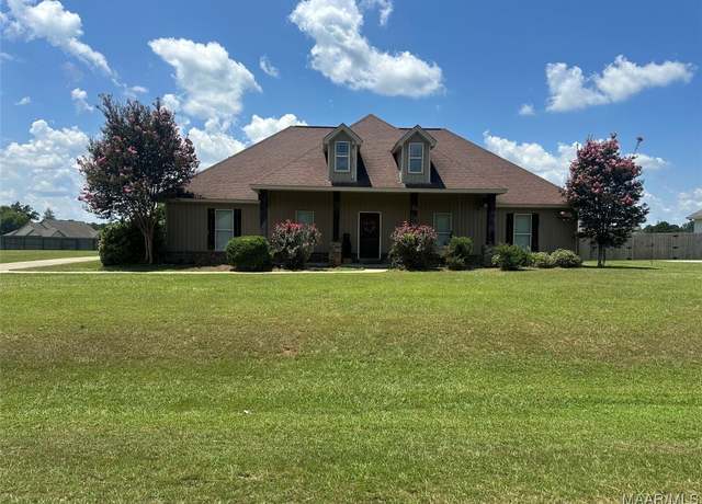 Property at 99 Lois Ln, Wetumpka, AL 36092, 4 beds, 2 baths