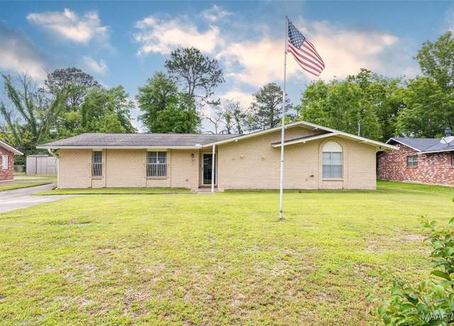 Property at 412 Belvoir Dr, Montgomery, AL 36116, 4 beds, 2 baths