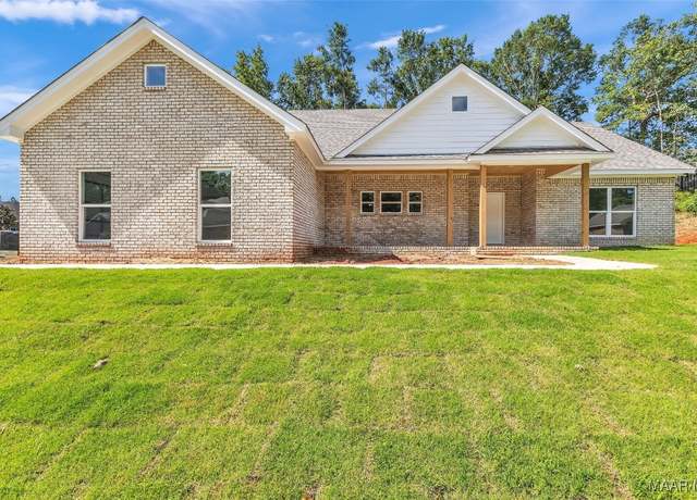 Property at 85 Fairway Dr, Millbrook, AL 36054, 3 beds, 2 baths