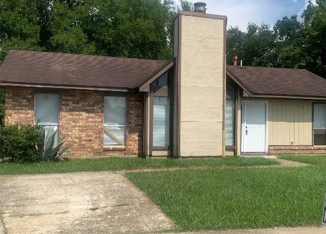 Property at 6061 Briarhurst Dr, Montgomery, AL 36116, 3 beds, 2 baths
