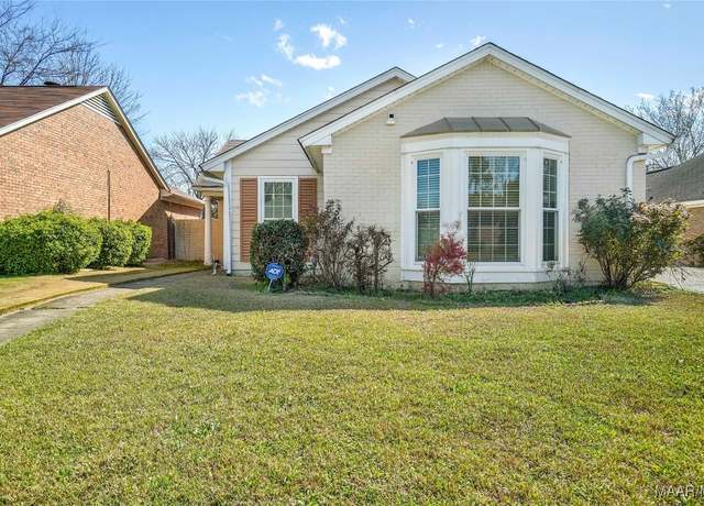 Property at 3012 Sutton Dr, Montgomery, AL 36111, 2 beds, 2 baths