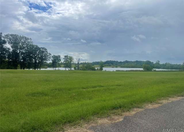 Property at . Oakwood Dr, Hope Hull, AL 36043