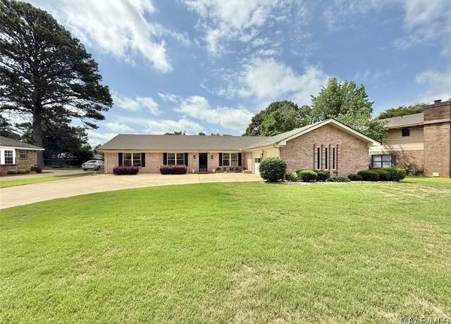 Property at 512 Bedford Ter, Prattville, AL 36066, 4 beds, 2.5 baths