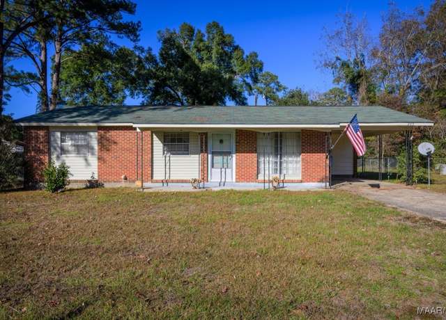 Property at 205 9th Ave, Selma, AL 36701, 3 beds, 2 baths