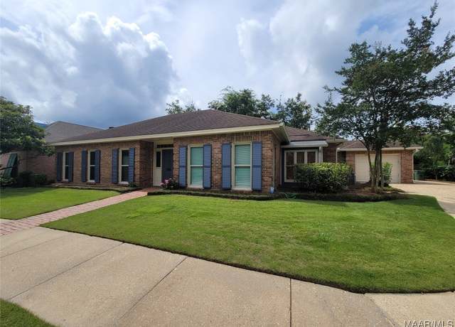Property at 1412 Midlane Ct, Montgomery, AL 36106, 3 beds, 2 baths