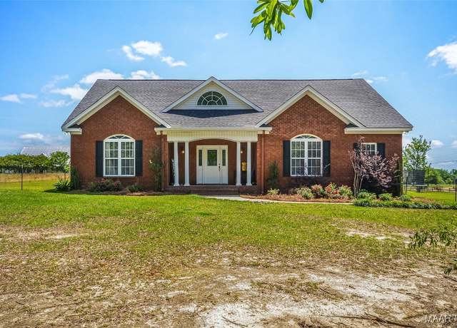 Property at 1517 E Fleahop Rd, Tallassee, AL 36078, 3 beds, 3 baths