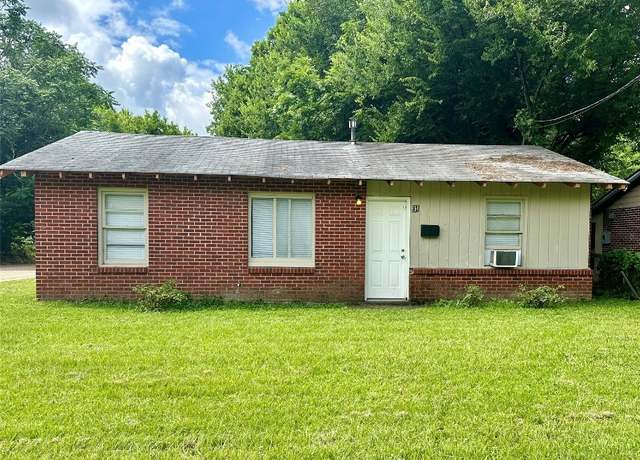 Property at 31 Michigan Ave, Montgomery, AL 36110, 3 beds, 1 bath