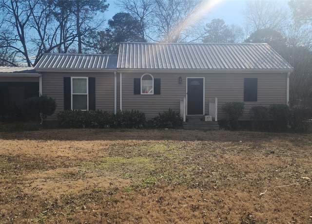 Property at 32 Fleetwood Dr, Montgomery, AL 36110, 3 beds, 1 bath