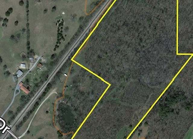 Property at 207 George Dr, Hope Hull, AL 36043