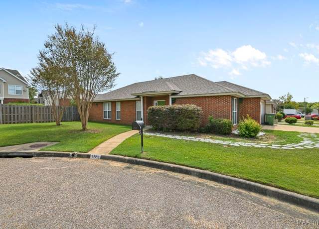 Property at 1725 Young Pointe Blvd, Montgomery, AL 36106, 3 beds, 2 baths
