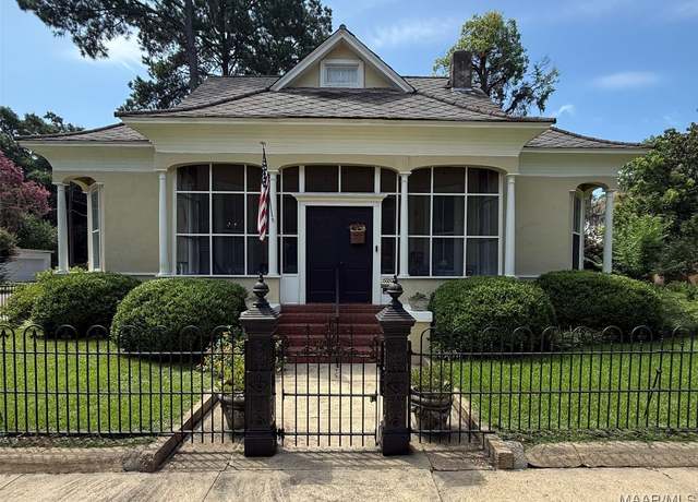 Property at 520 Selma Ave, Selma, AL 36701, 4 beds, 2.5 baths
