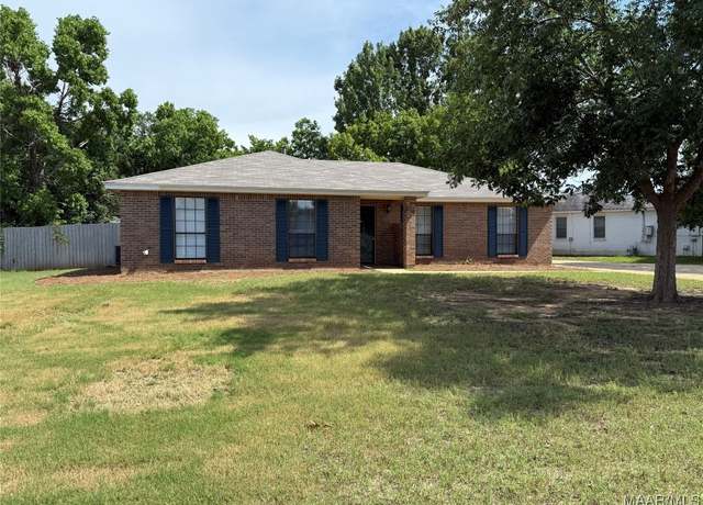 Property at 808 Winter Pl, Prattville, AL 36066, 3 beds, 2 baths