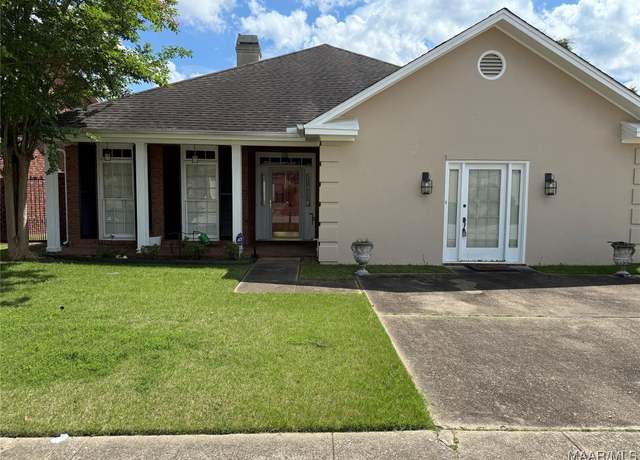 Property at 3504 Summerhill Dr, Montgomery, AL 36111, 3 beds, 2 baths