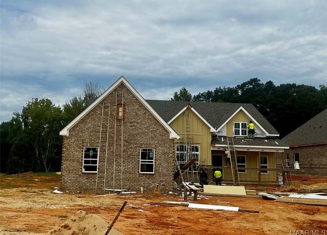 Property at 1507 Tullahoma Dr, Prattville, AL 36066, 5 beds, 4.5 baths