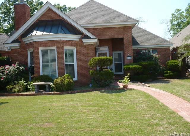 Property at 148 Charleston Ct N, Montgomery, AL 36117, 3 beds, 2 baths
