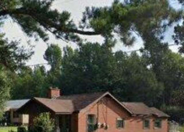 Property at 65 Kid Ln, Wetumpka, AL 36092, 2 beds, 1 bath