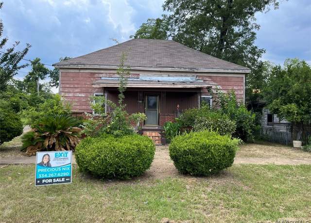 Property at 1511 Leroy St, Selma, AL 36703, 5 beds, 1.5 baths