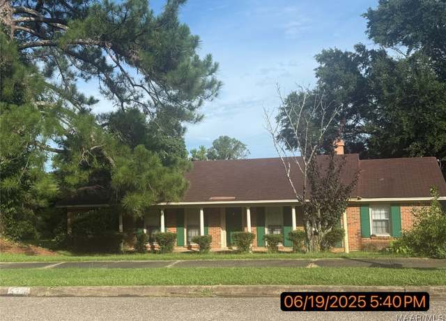 Property at 5344 Surrey Rd, Montgomery, AL 36109, 4 beds, 2 baths