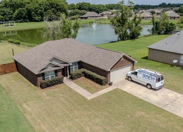 Property at 1605 Buena Vista Blvd, Prattville, AL 36067, 4 beds, 2 baths