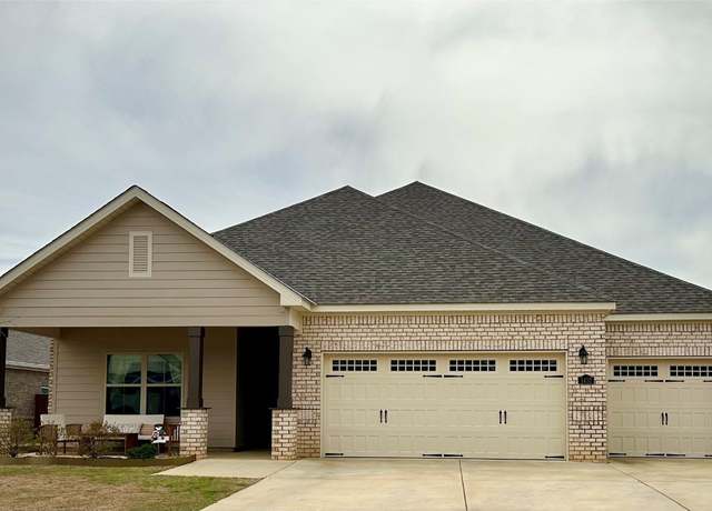 Property at 1432 Wildlife Way, Prattville, AL 36066, 4 beds, 3.5 baths