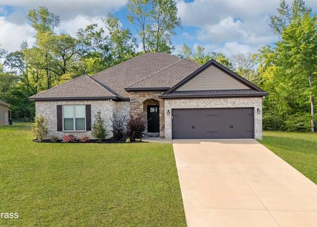 Property at 453 Regans Way, Deatsville, AL 36022, 3 beds, 2 baths