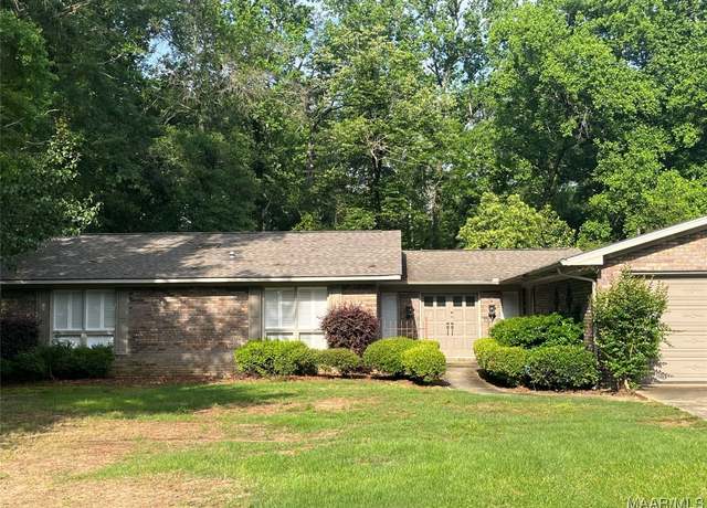 Property at 11 Wilkins Rd, Selma, AL 36701, 3 beds, 2 baths