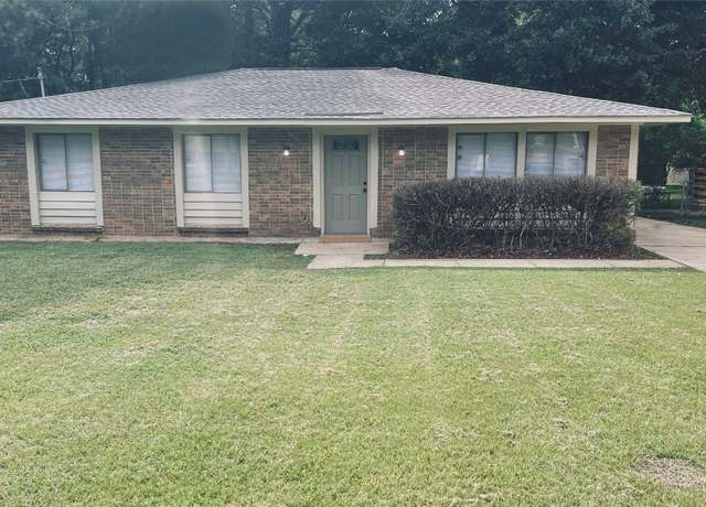 Property at 6249 Wares Ferry Rd, Montgomery, AL 36117, 4 beds, 2 baths