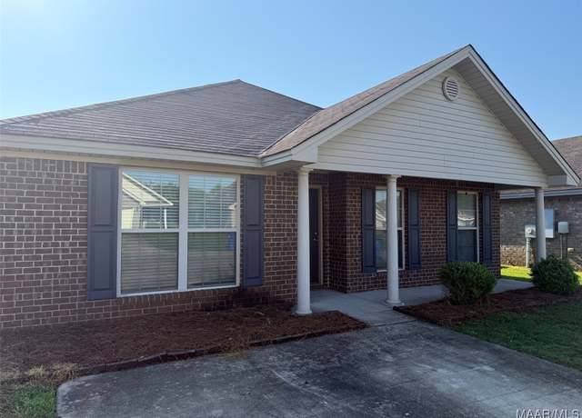 Property at 1654 Buena Vista Blvd, Prattville, AL 36067, 3 beds, 2 baths