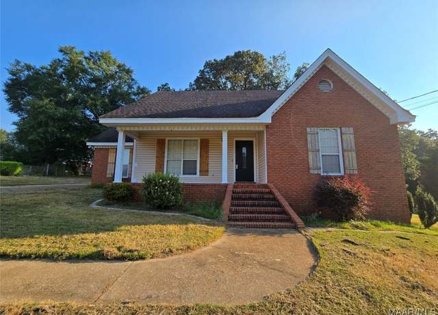 Property at 61 Red Oak Dr, Deatsville, AL 36022, 3 beds, 2 baths