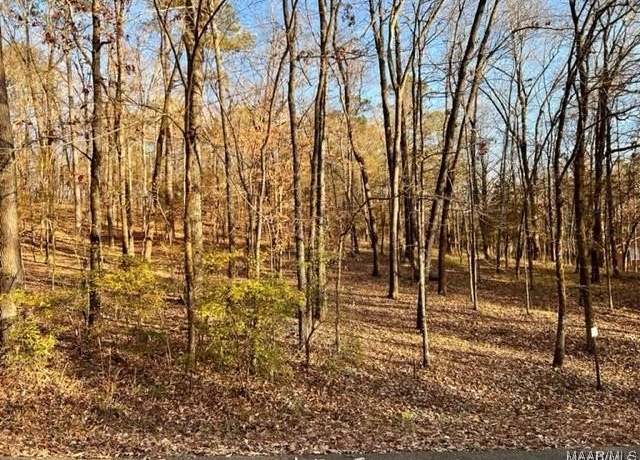 Property at 10 Westcott Dr, Wetumpka, AL 36093