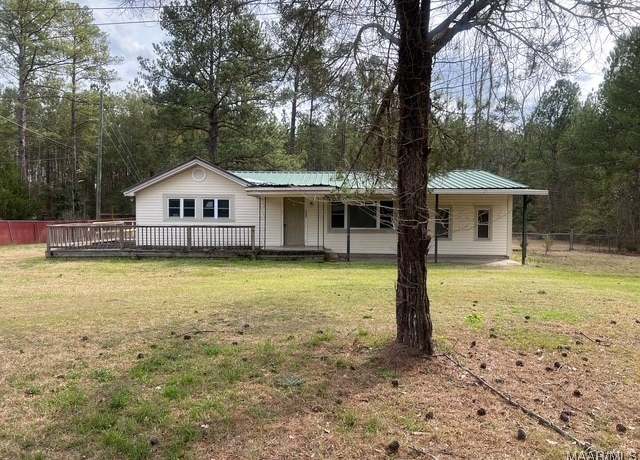 Property at 2343 Friendship Rd, Tallassee, AL 36078, 3 beds, 2 baths