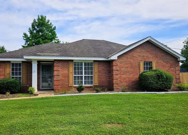 Property at 600 Bridlebrook Blvd, Pike Road, AL 36064, 3 beds, 2 baths