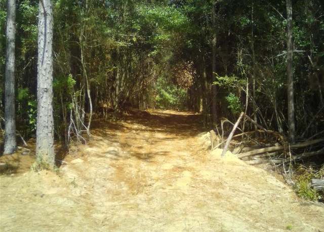 Property at Lot 19 Lakeshore Dr E, Tuskegee, AL 36083