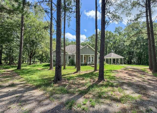 Property at 13819 Old Pike Rd, Mathews, AL 36052, 4 beds, 3 baths
