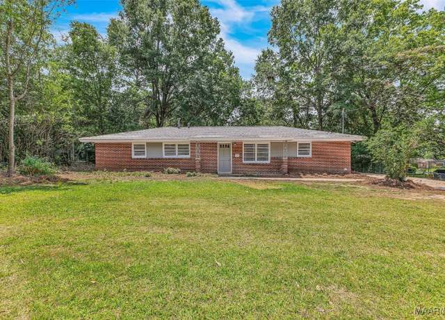 Property at 3810 Duquesne Dr, Montgomery, AL 36109, 5 beds, 2 baths