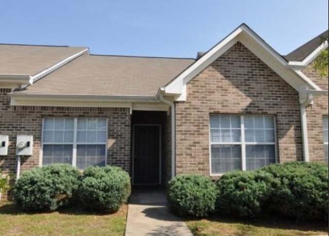 Property at 65 S Park Dr, Clanton, AL 35045, 3 beds, 2 baths
