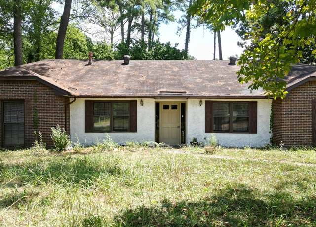 Property at 3218 Riderwood Dr, Montgomery, AL 36116, 4 beds, 2 baths