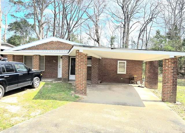 Property at 2 Luker Cir, Selma, AL 36701, 2 beds, 1 bath