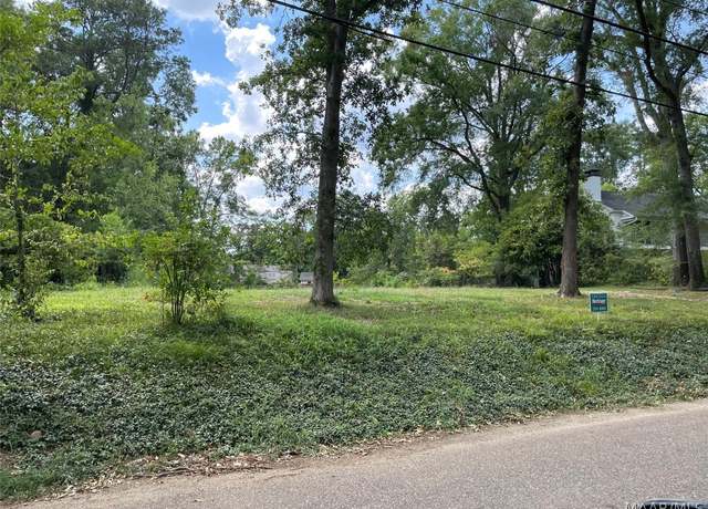 Property at 2143 Rosemont Dr, Montgomery, AL 36111, 3 baths