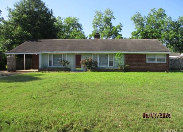 Property at 2920 Ashley Ave, Montgomery, AL 36109, 3 beds, 3 baths