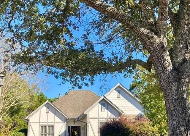Property at 5650 Ash Grove Ct, Montgomery, AL 36116, 3 beds, 2 baths