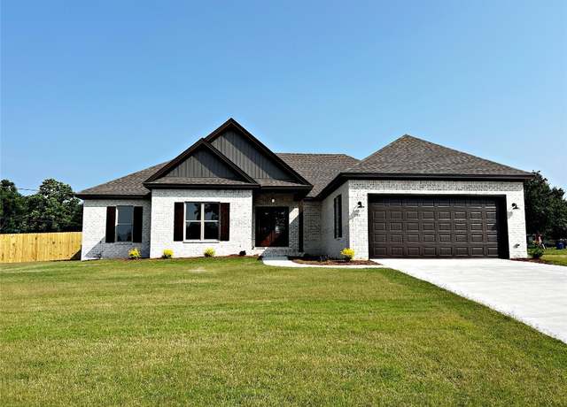 Property at 85 Bellwood Dr, Eclectic, AL 36024, 4 beds, 2 baths