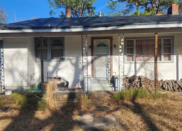 Property at 2923 County Road 55 Rd, Notasulga, AL 36083, 3 beds, 2 baths