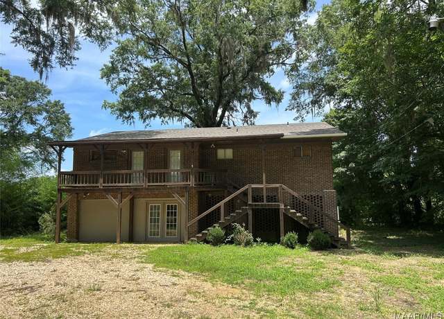 Property at 21 Tanglewood Dr, Selma, AL 36701, 4 beds, 3 baths
