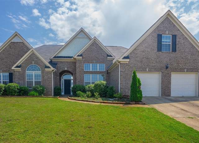 Property at 8 Honor Dr, Fort Mitchell, AL 36856, 5 beds, 3.5 baths